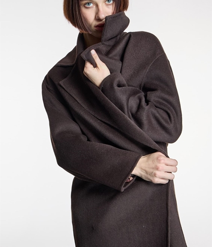 ABRIGO ALBA CONDE 6884 LARGO MARRÓN CHOCOLATE - Imagen 1