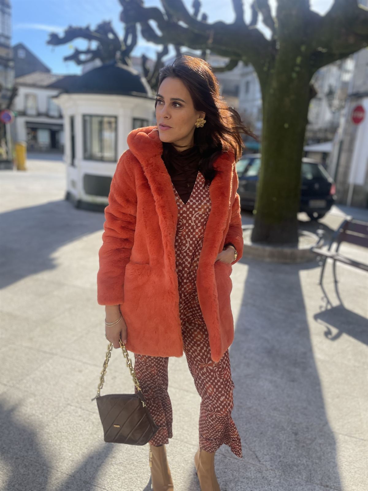 Abrigo Derhy Carly peludito naranja - Imagen 1
