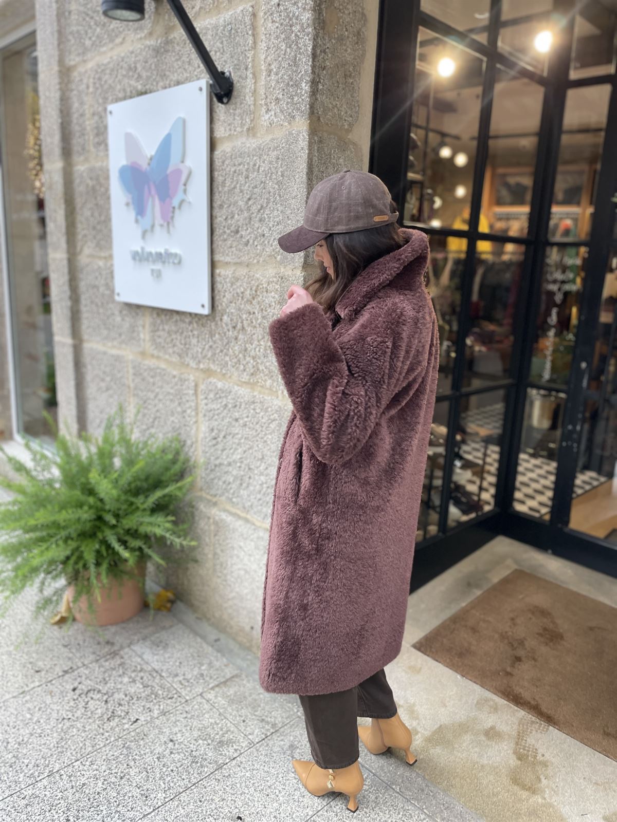 Abrigo Rinascimento CFC0122221003  largo Rinascimento - Imagen 2