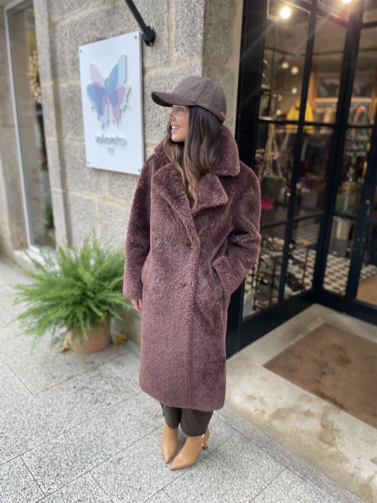 Abrigo Rinascimento CFC0122221003  largo Rinascimento - Imagen 3