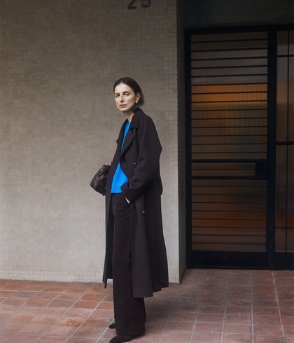 Abrigo Yerse 43600 largo handmade cinturón marrón chocolate - Imagen 1