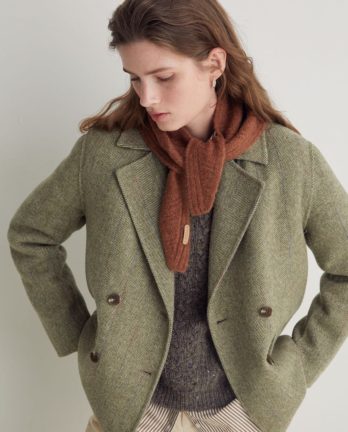 Abrigo Yerse 43605 CORTO HANDMADE CRUZADO VERDE - Imagen 1