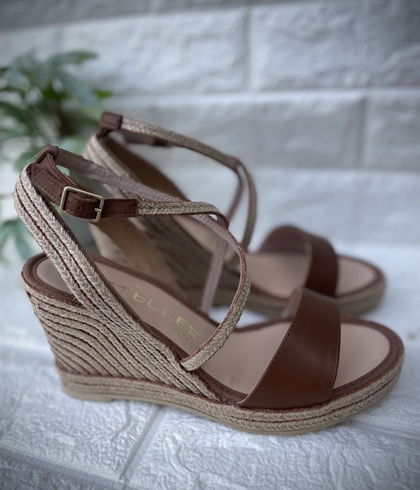 Alpargata Casteller 136 Caprina yute y cuero camel - Imagen 2