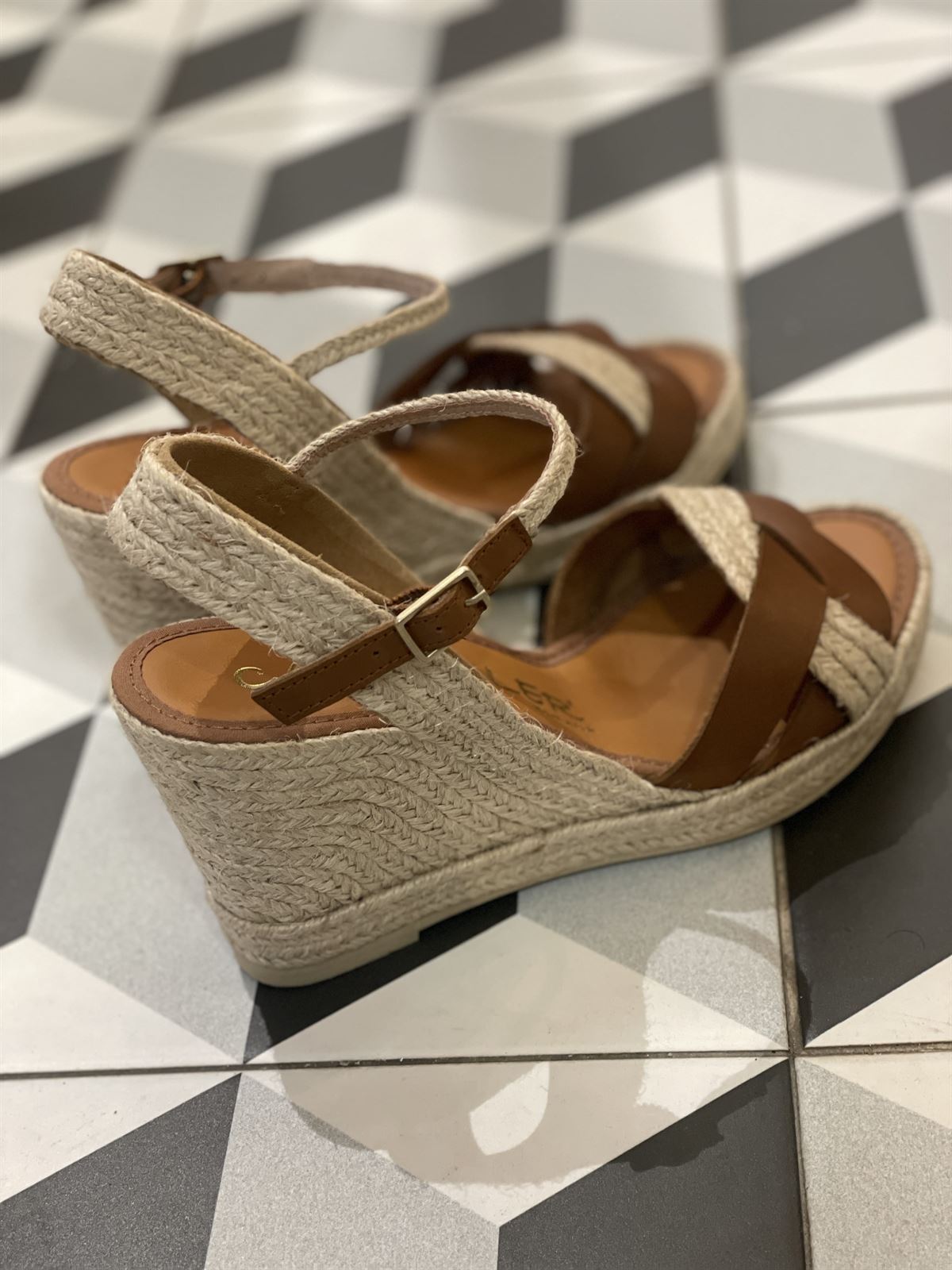 Alpargata Casteller 874 vaqueta roble yute camel rafia natural - Imagen 2