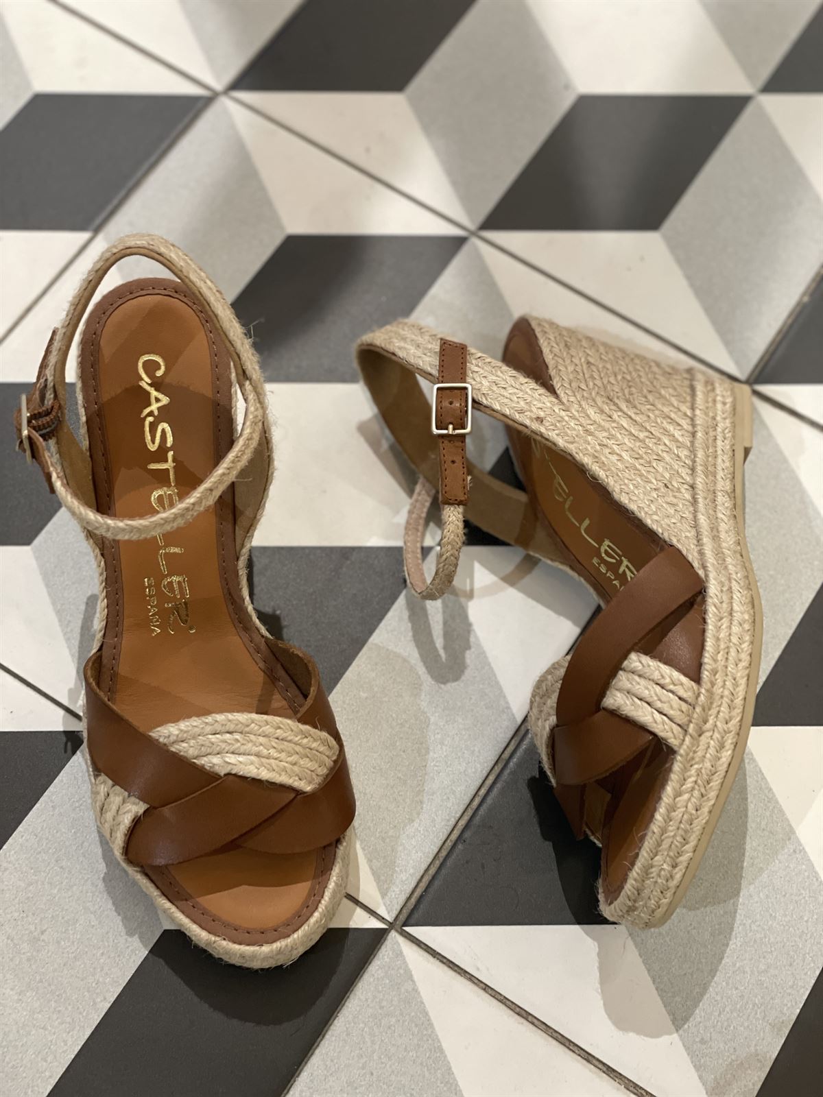 Alpargata Casteller 874 vaqueta roble yute camel rafia natural - Imagen 3