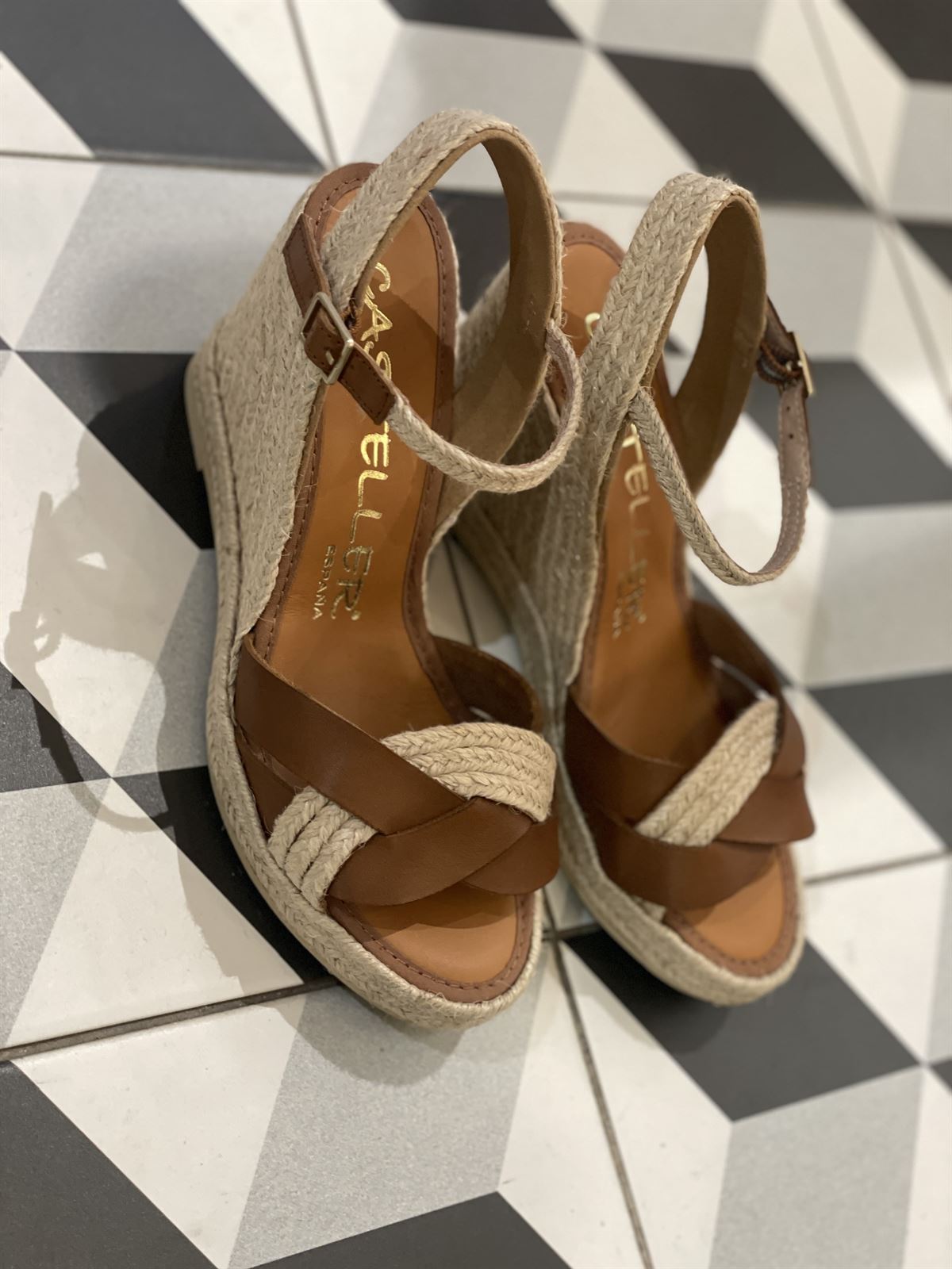 Alpargata Casteller 874 vaqueta roble yute camel rafia natural - Imagen 4