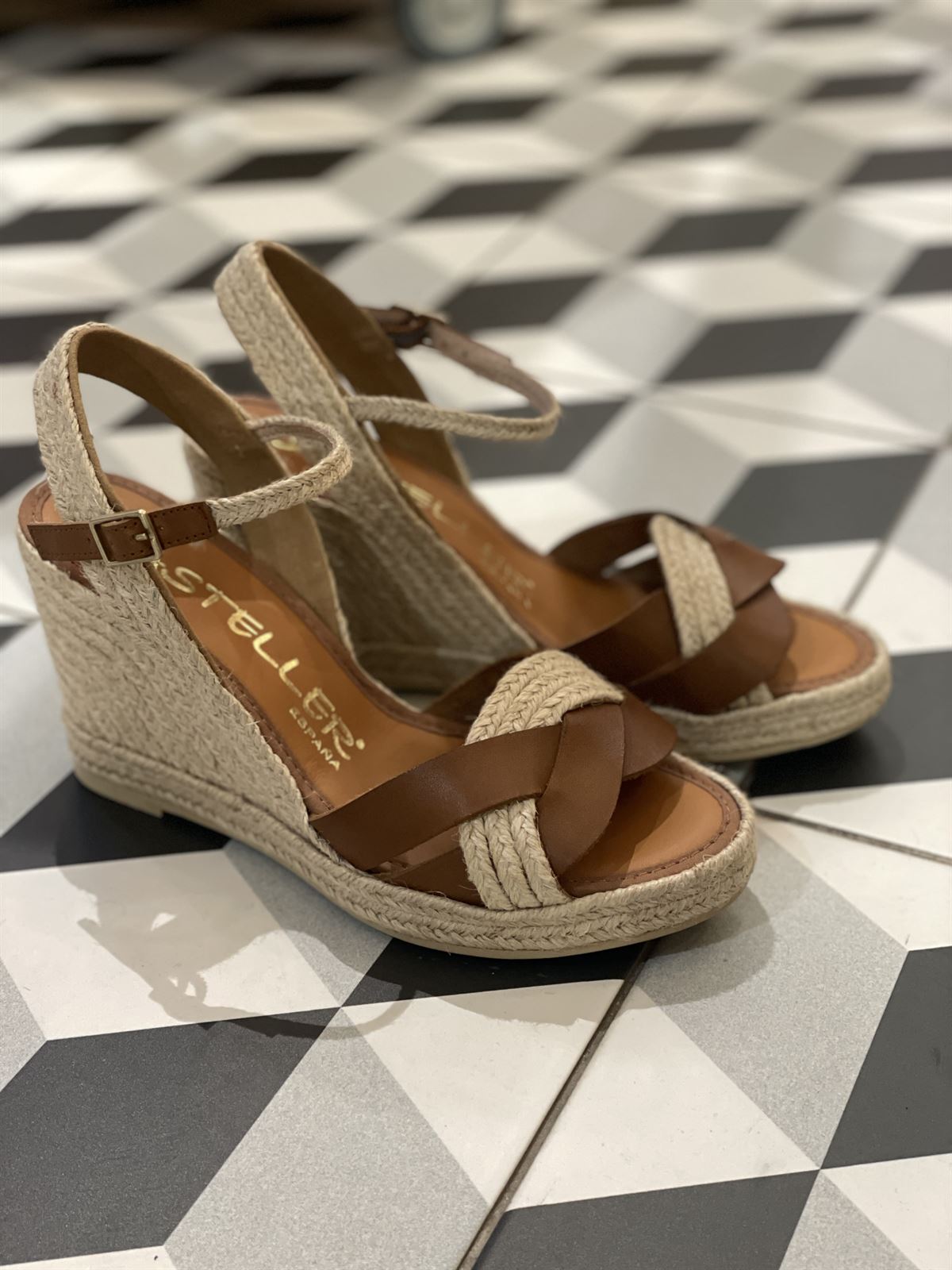 Alpargata Casteller 874 vaqueta roble yute camel rafia natural - Imagen 5