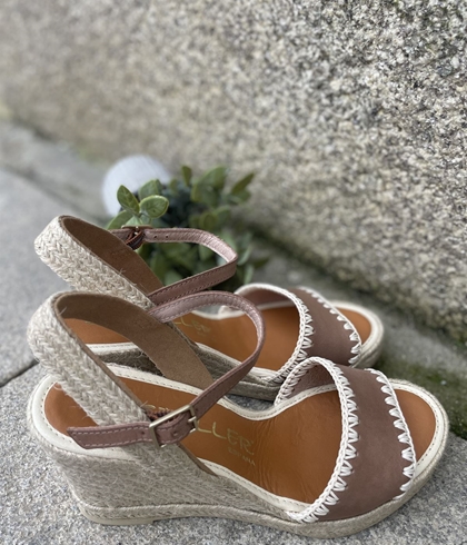 Alpargata Casteller 884 cuero natural - Imagen 1