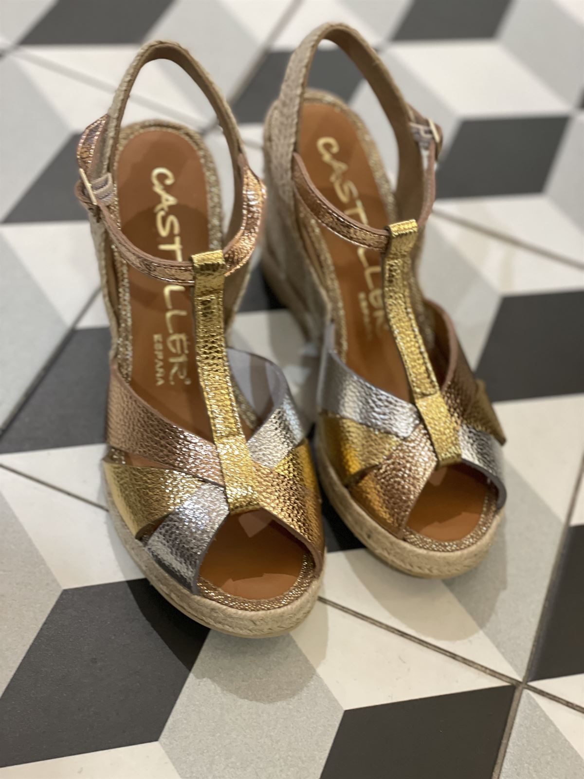 Alpargata Casteller 889 vestir tres metalizados - Imagen 1