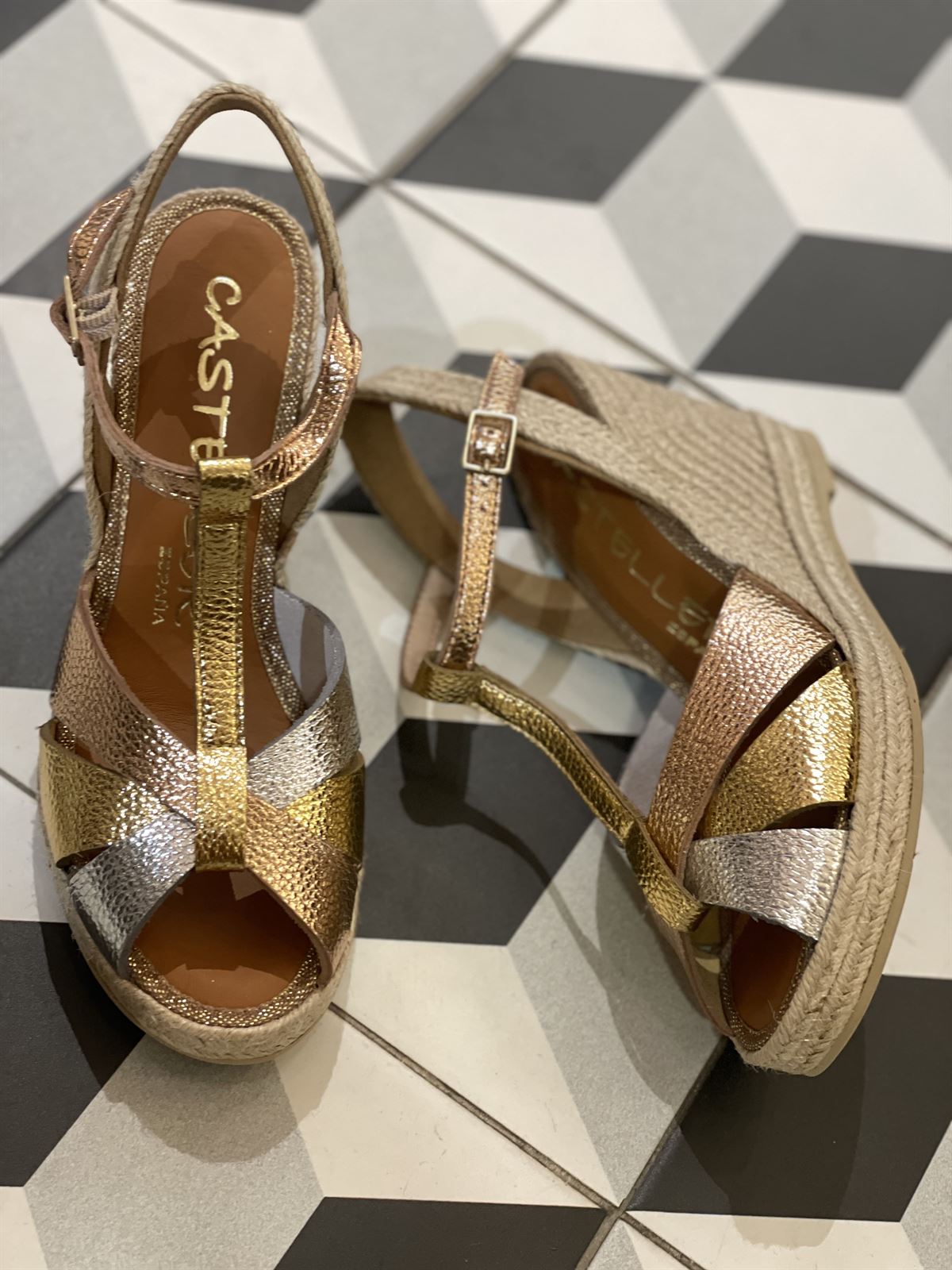 Alpargata Casteller 889 vestir tres metalizados - Imagen 3