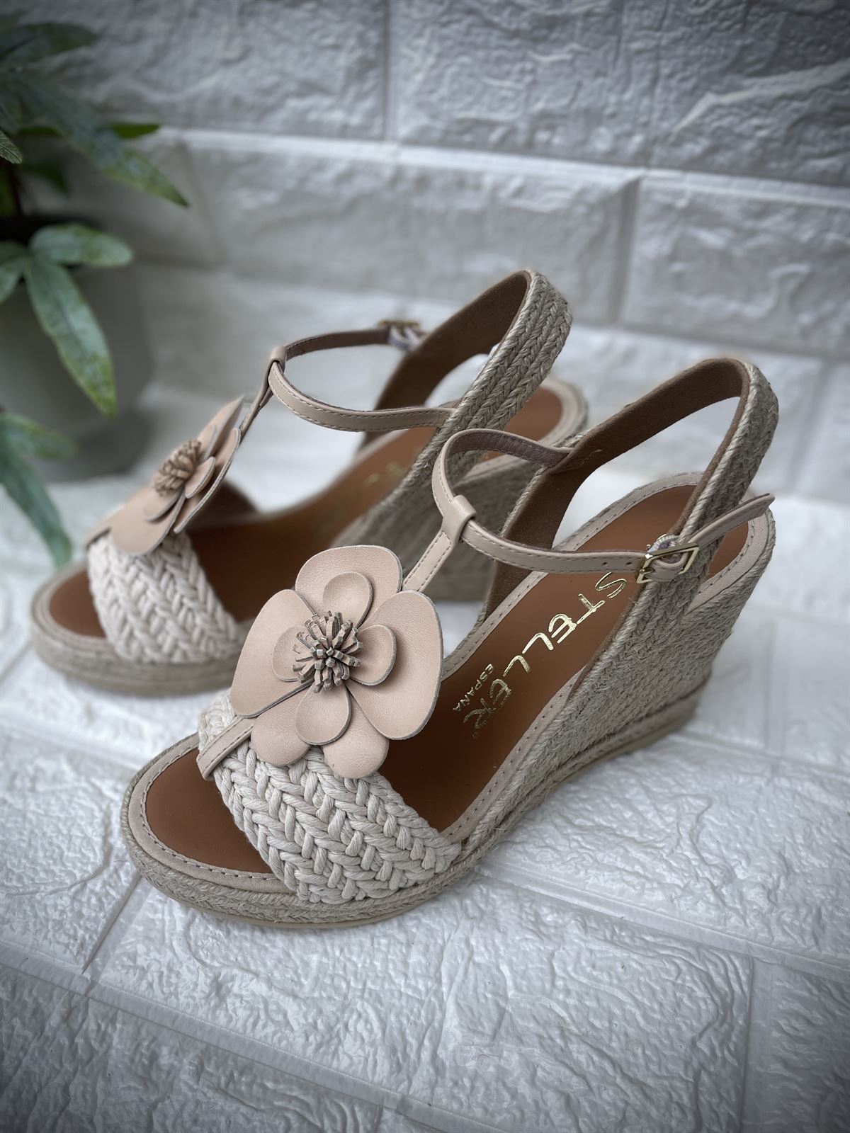 Alpargata Casteller 931 trenza flor nude - Imagen 4