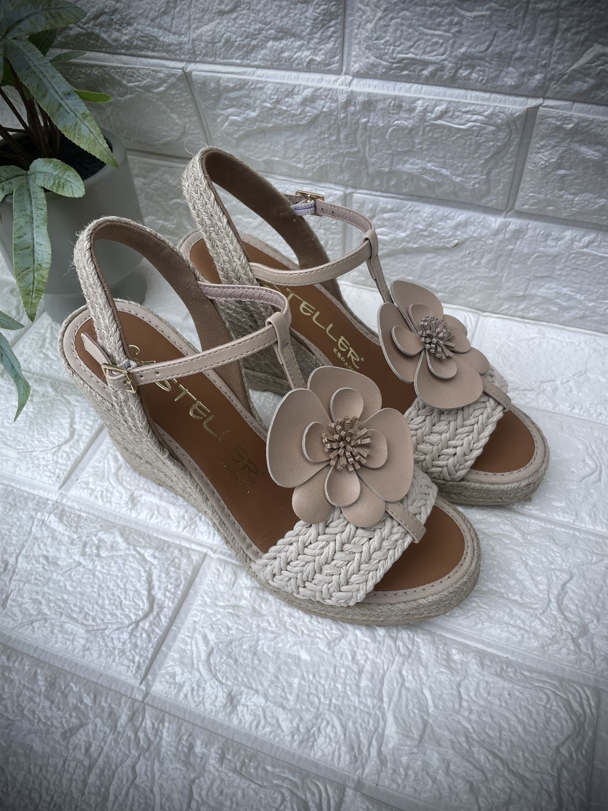 Alpargata Casteller 931 trenza flor nude - Imagen 5
