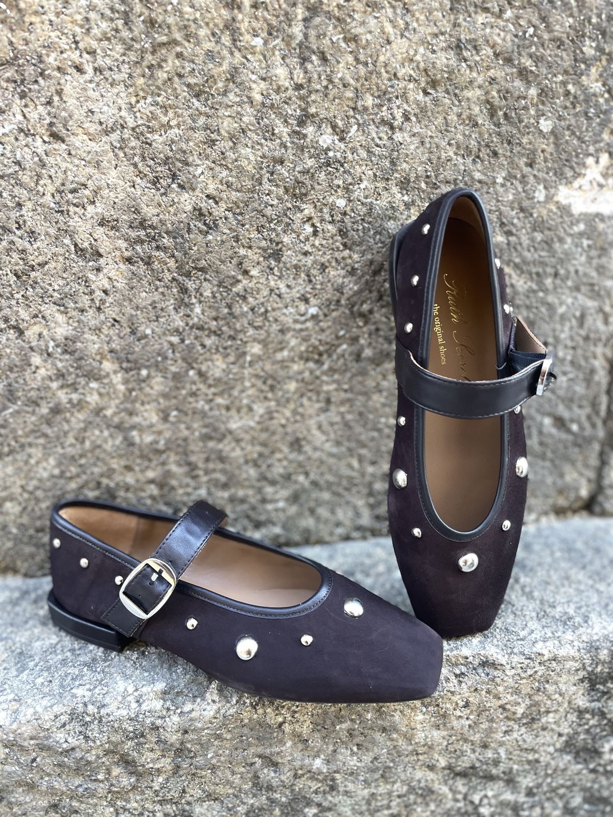 Bailarina Candelitas hebilla 5048 ante tachas chocolate - Imagen 1