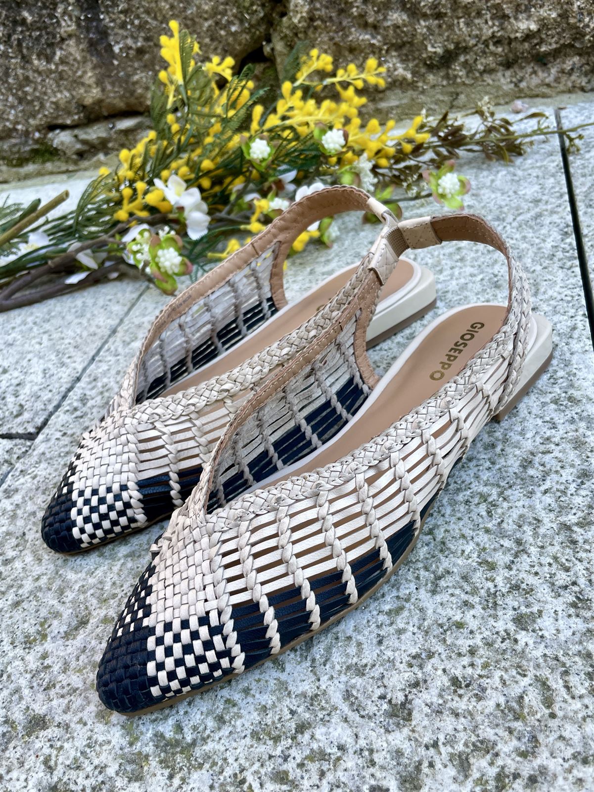 BAILARINA Piel trenzada destalonada 79221 MAGAINI white - Imagen 1