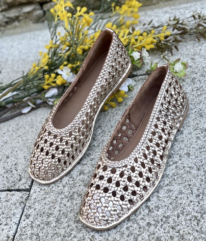 Bailarina Piel trenzada EMBEYA 78242 METALIZADO PLATINUM (Gioseppo) - Imagen 1