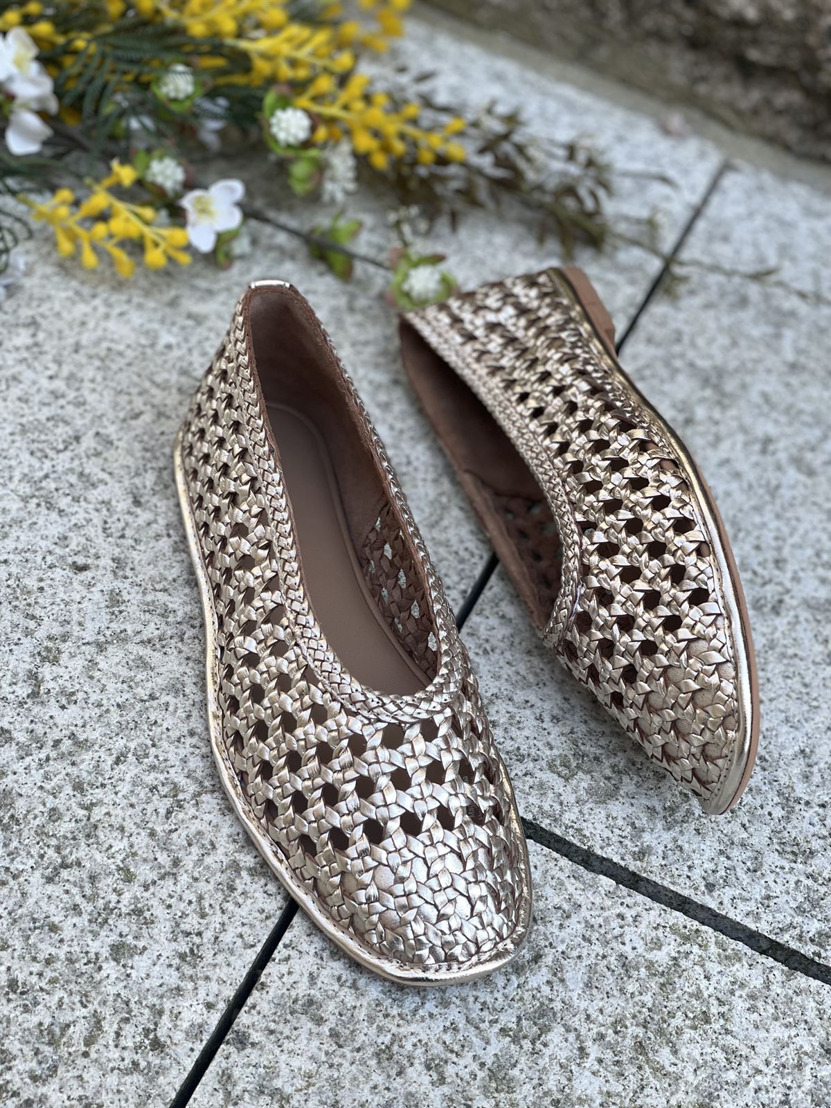 Bailarina Piel trenzada EMBEYA 78242 METALIZADO PLATINUM (Gioseppo) - Imagen 2