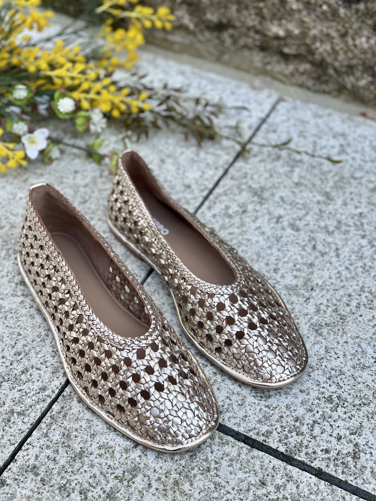 Bailarina Piel trenzada EMBEYA 78242 METALIZADO PLATINUM (Gioseppo) - Imagen 3