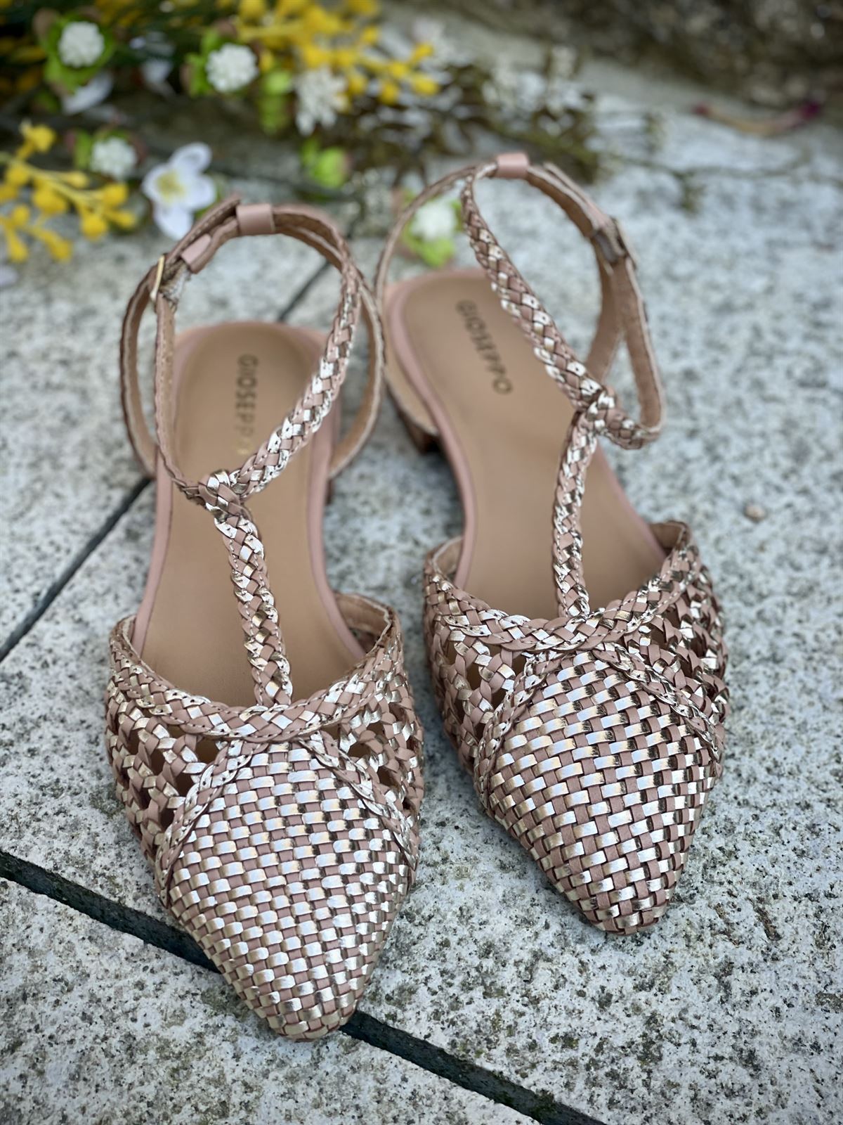 BAILARINA Piel trenzada  JHELUM 79237 NUDE Y METALIZADO - Imagen 3