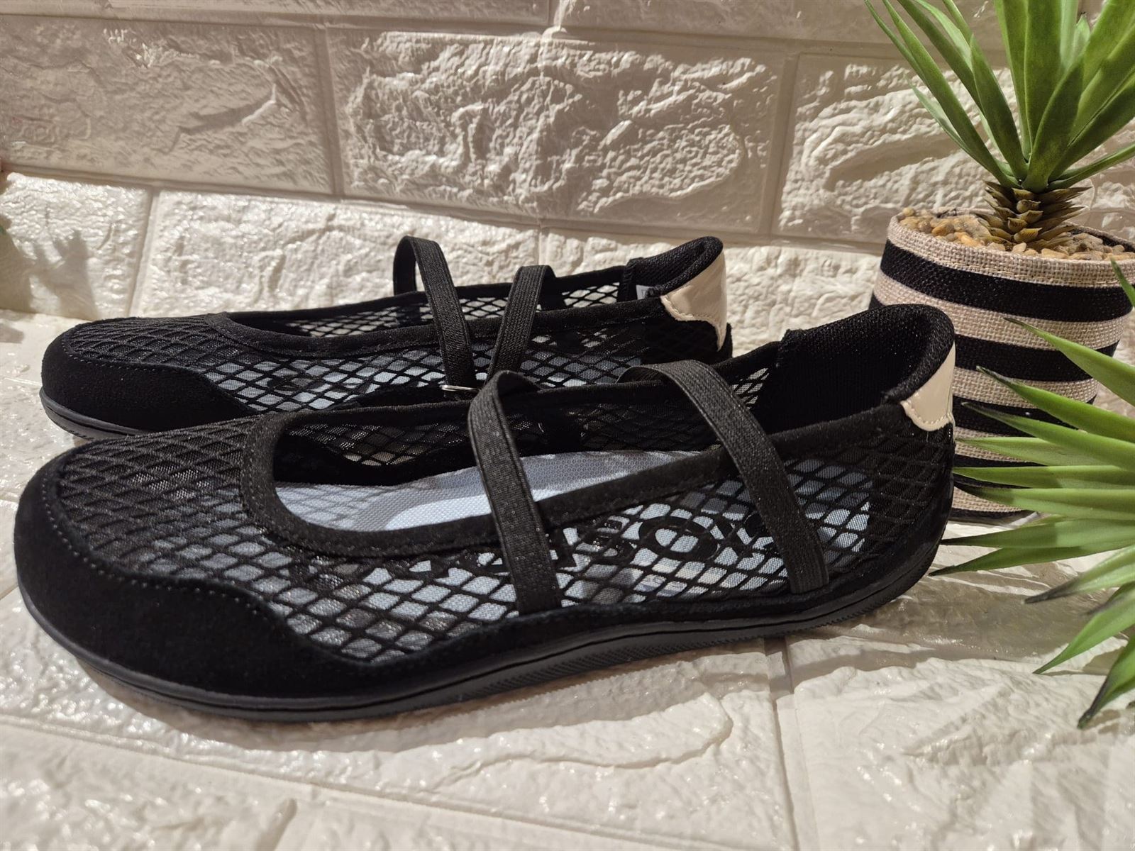 BAILARINAS BAREFOOT DEPORTIVAS Gioseppo PIEL Y REJILLA NAJONBE negro - Imagen 1