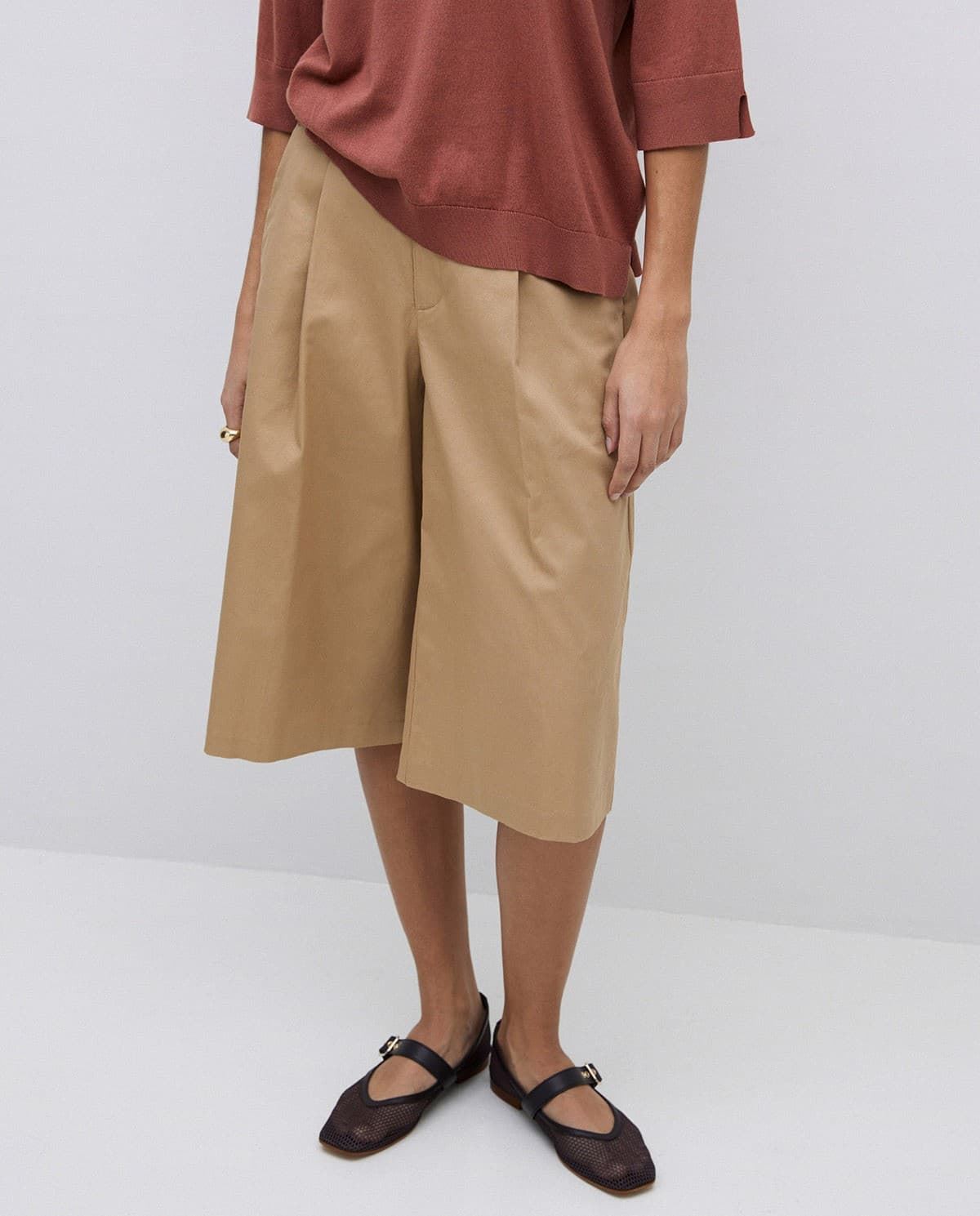 BERMUDAS  Yerse TEJIDO GABARDINA CAMEL - Imagen 4