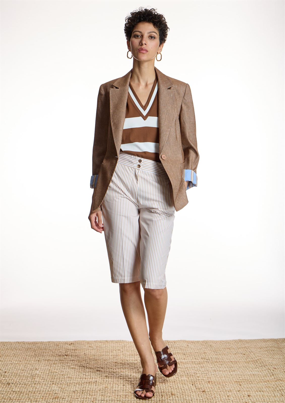 Blazer Alba Conde 1105-310-37 lino entallada marrón - Imagen 4