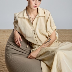 BLUSA Alba Conde 2310-420-13 BEIGE - Imagen 2