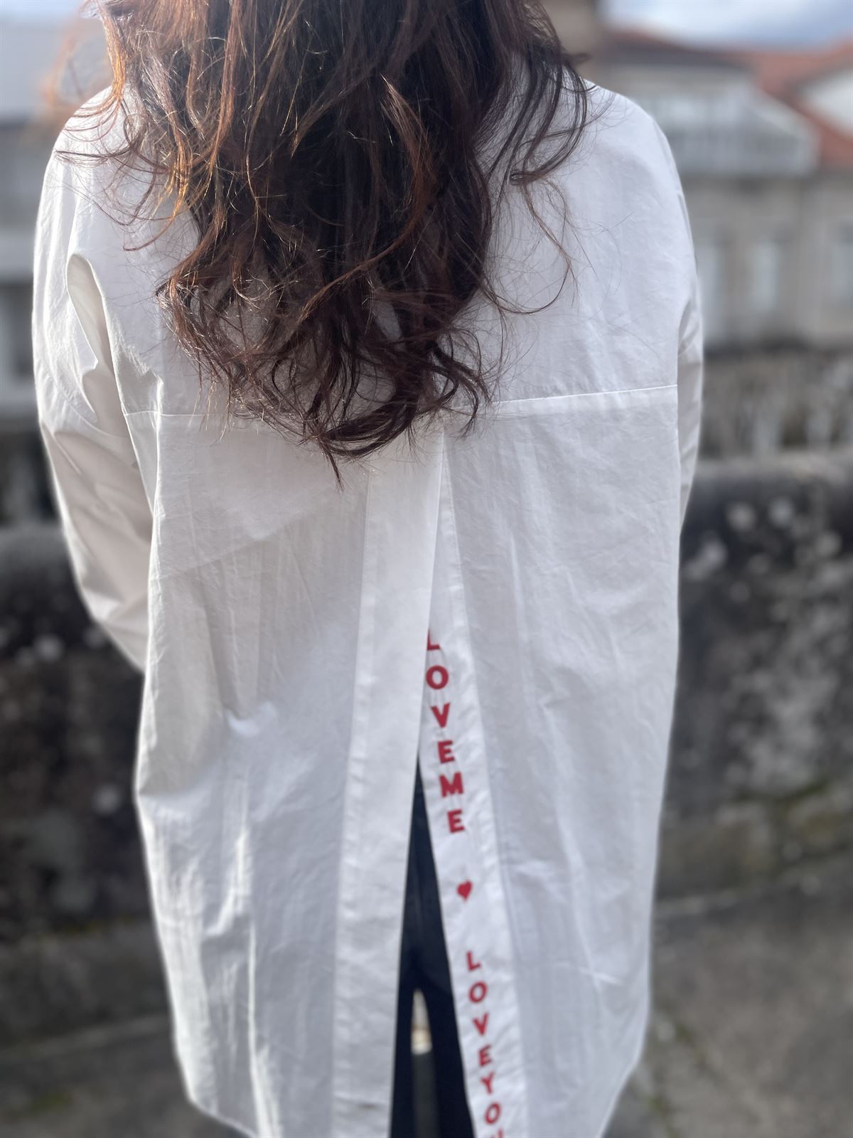 Blusa blanca LOVE larga blanca - Imagen 1