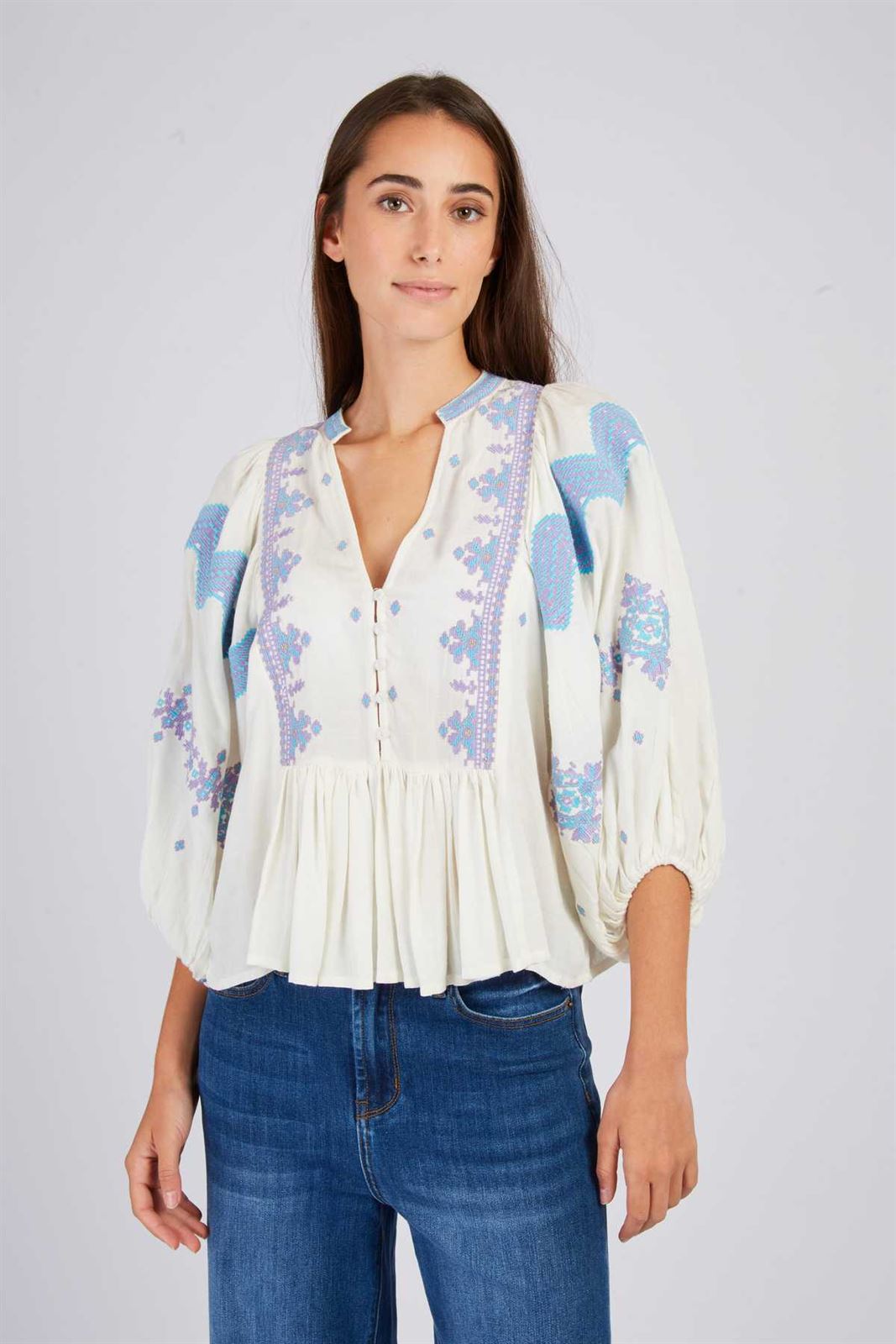 Blusa Derhy BALLADE bordada cruda - Imagen 1
