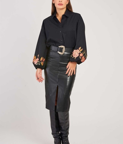 Blusa Derhy HEIDELBERG bordada negra - Imagen 1