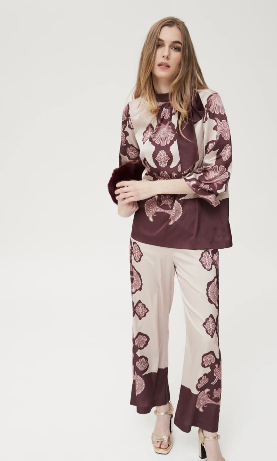 Blusa Haya 2114 Estampado Posicionado berenjena - Imagen 1