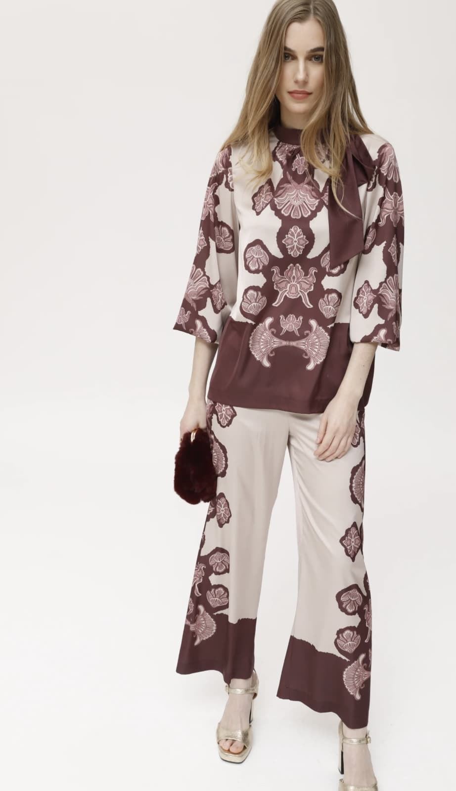 Blusa Haya 2114 Estampado Posicionado berenjena - Imagen 2