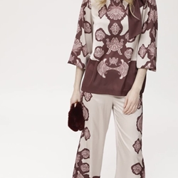 Blusa Haya 2114 Estampado Posicionado berenjena - Imagen 2