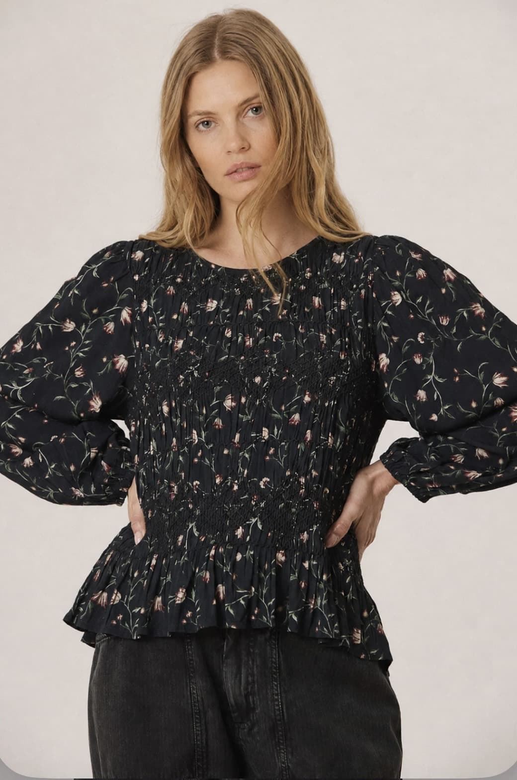 BLUSA IndI & Cold AD102 SMOCK ESTAMPADO FLORAL Navy - Imagen 2