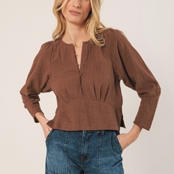 Blusa Indi & Cold ALGODÓN CREPADO REF. KI342 color tabaco - Imagen 2
