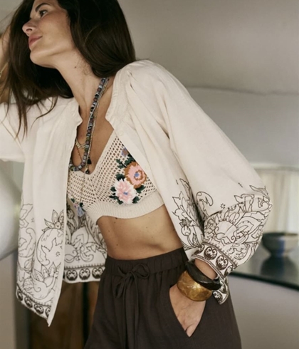 Blusa Indi & Cold BK171 cruda bordados chocolate - Imagen 1