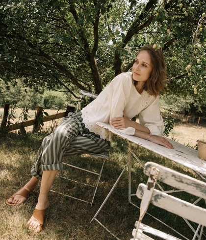 Blusa Indi & Cold bordada romántica BK876 Crudo - Imagen 2