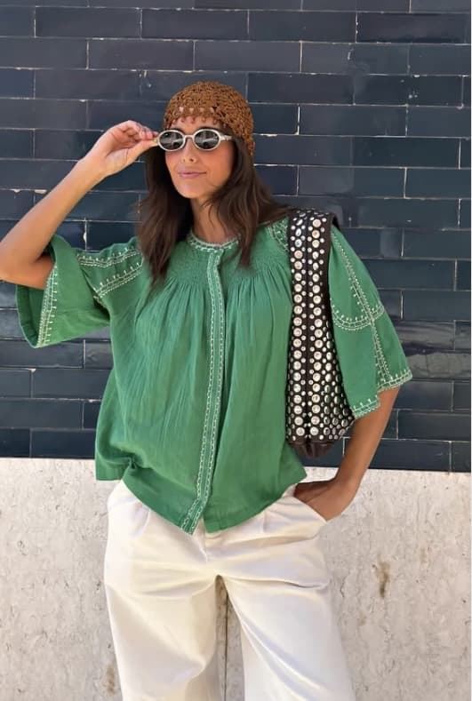 Blusa Indi & Cold manga campana bordada verde - Imagen 1