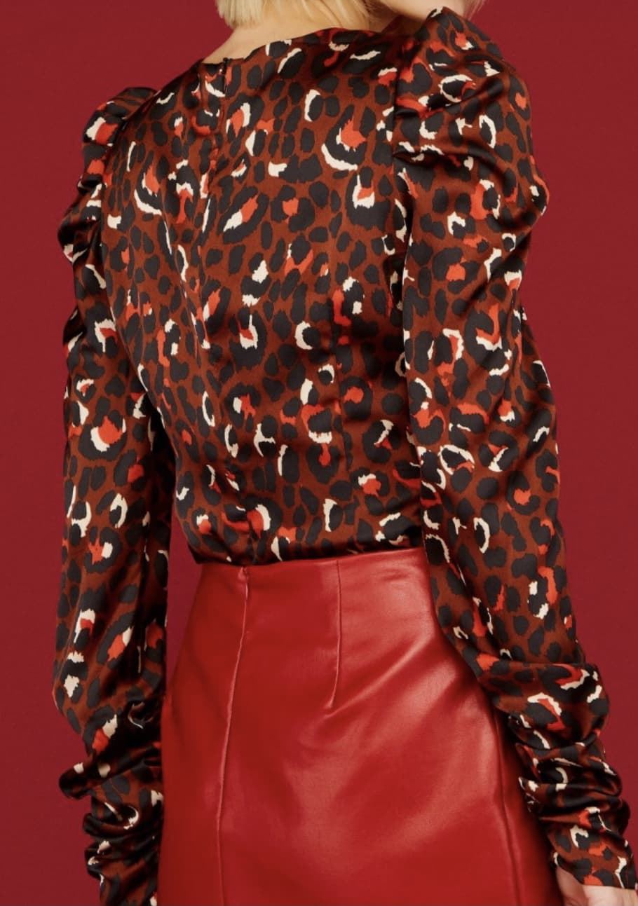 Blusa minuet leopardo manga farol - Imagen 4