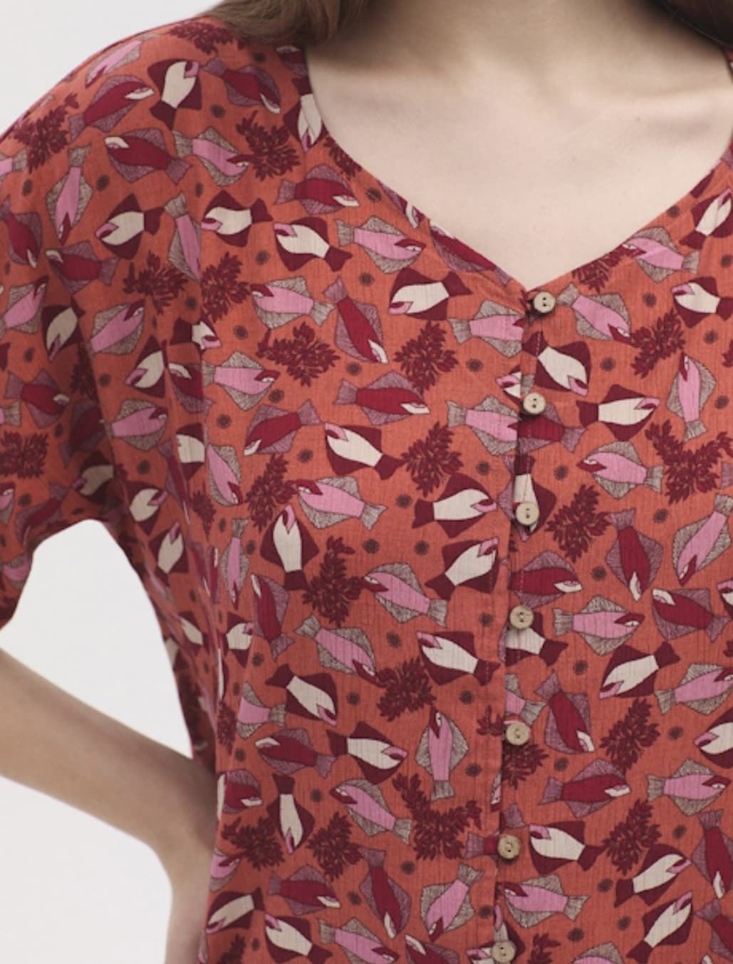 Blusa Nice Things Hawaian Fish naranjas y rojos. - Imagen 2