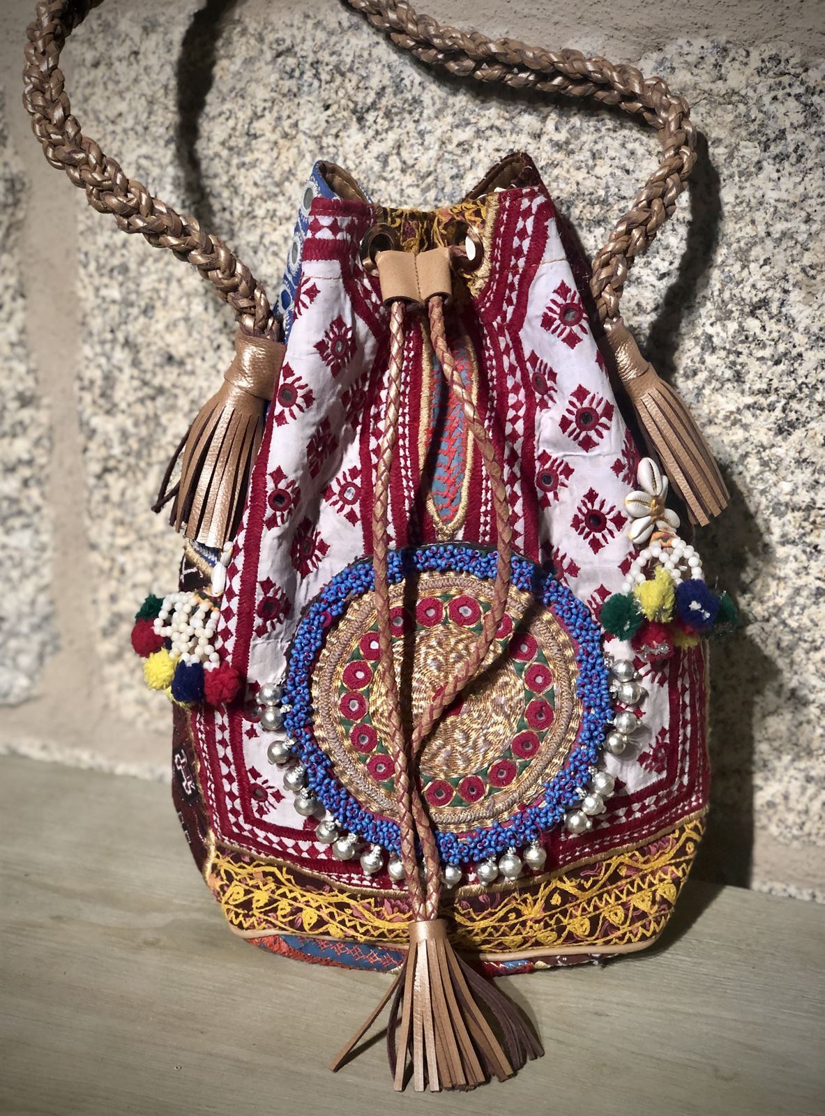 Bolso bombonera bohemio abalorios azules - Imagen 1