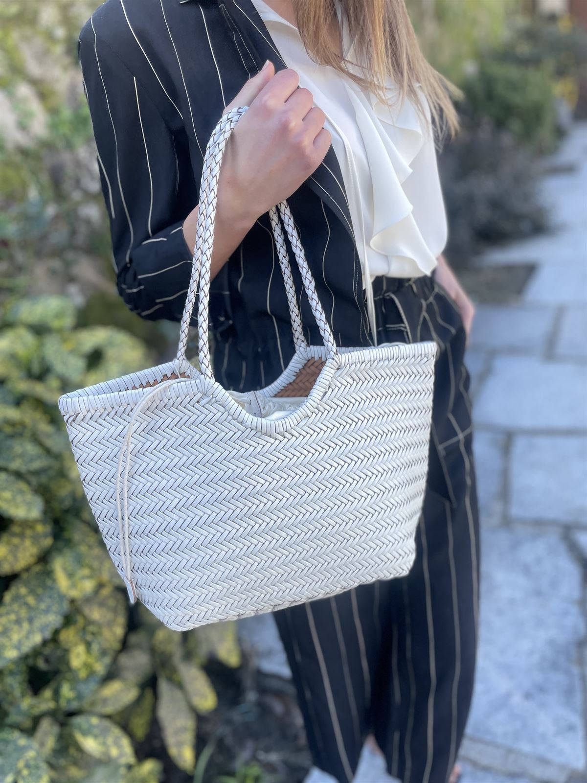 Bolso capazo piel trenzado Blanco MEDIANO - Imagen 1