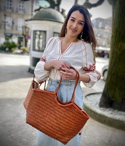 Bolso capazo piel trenzado CAMEL GRANDE - Imagen 2