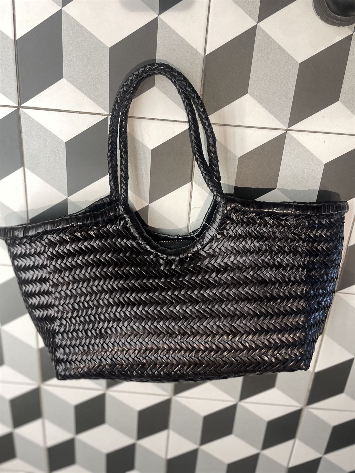 Bolso capazo piel trenzado NEGRO GRANDE - Imagen 1