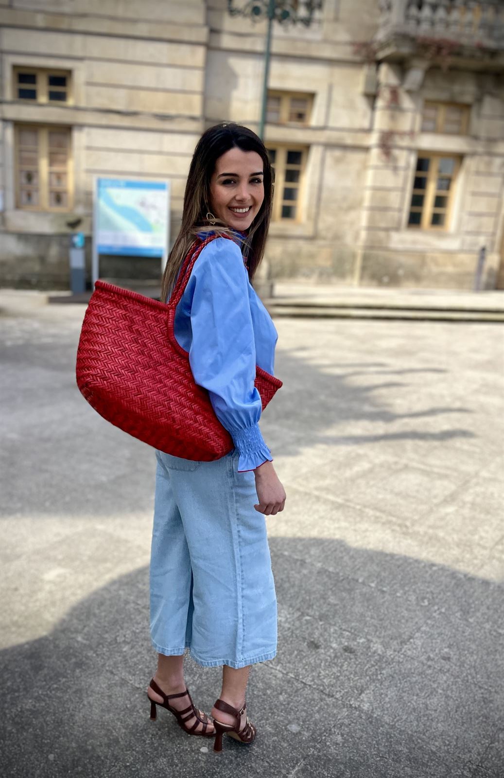 Bolso capazo piel trenzado ROJO GRANDE - Imagen 1