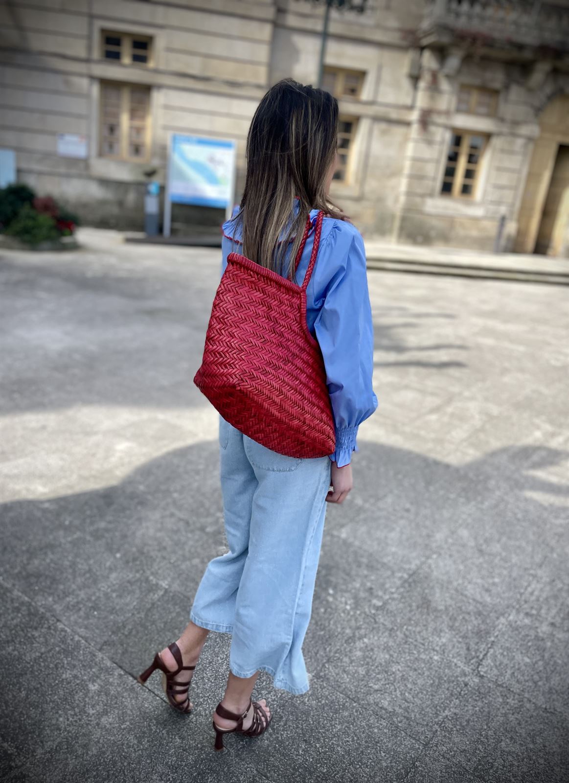 Bolso capazo piel trenzado ROJO GRANDE - Imagen 2