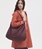 Bolso Nice Things shopping bag REVERSIBLE pistacho/berenjena - Imagen 2