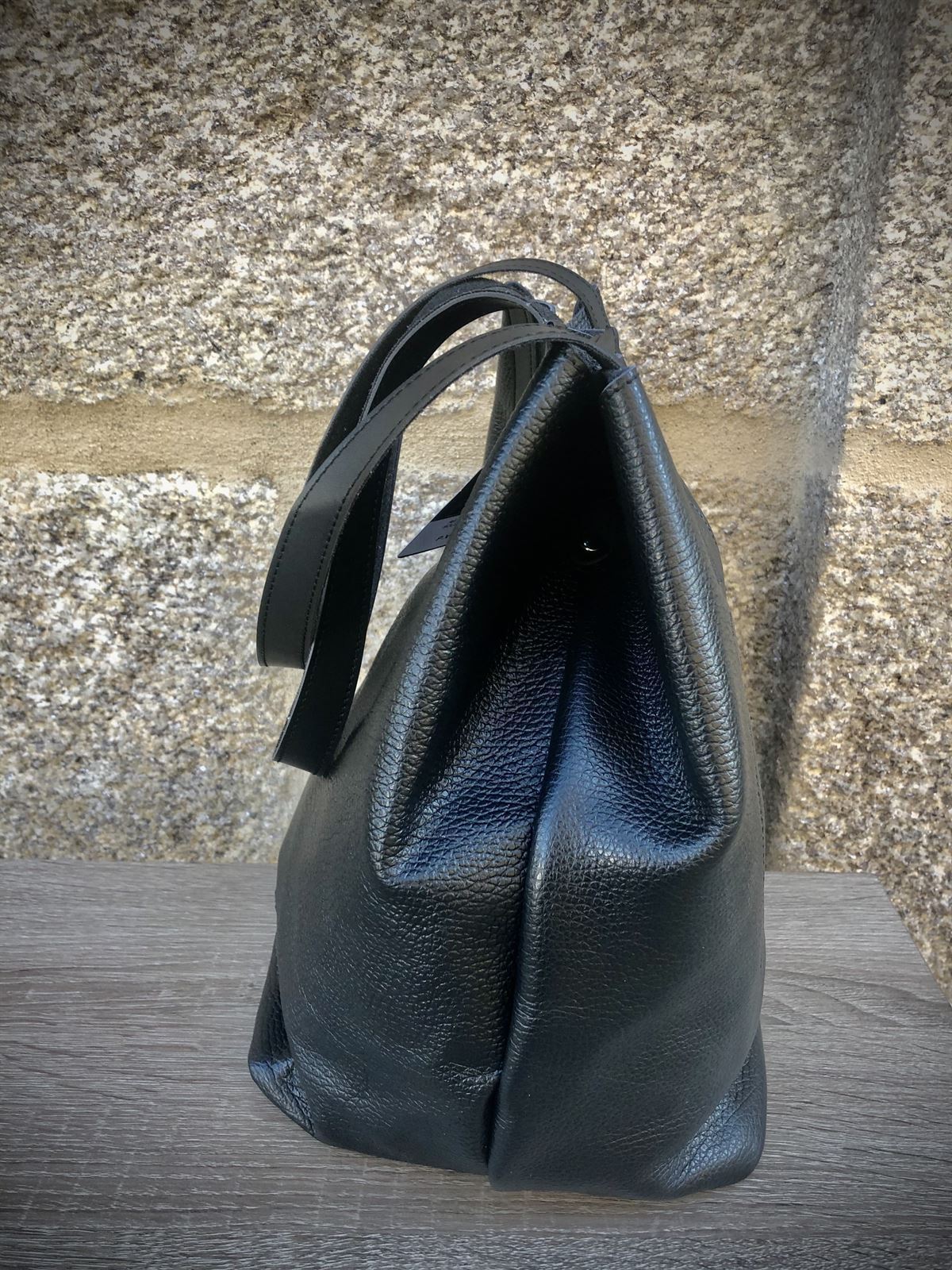 Bolso piel negro ferchi detalle - Imagen 2