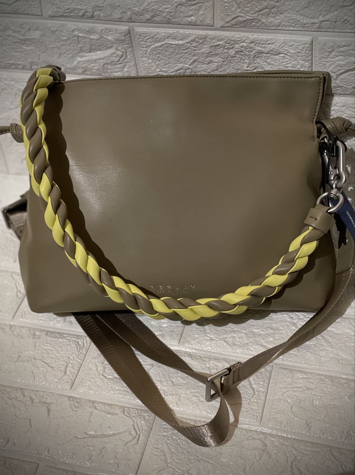 Bolso Replay kaki clarito - Imagen 4