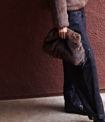 Bolso Yerse de hombro efecto pelo marrón chocolate - Imagen 1