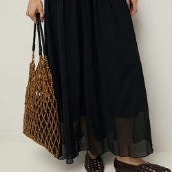 BOLSO YERSE de MALLA CUENTAS DE MADERA CAMEL - Imagen 2